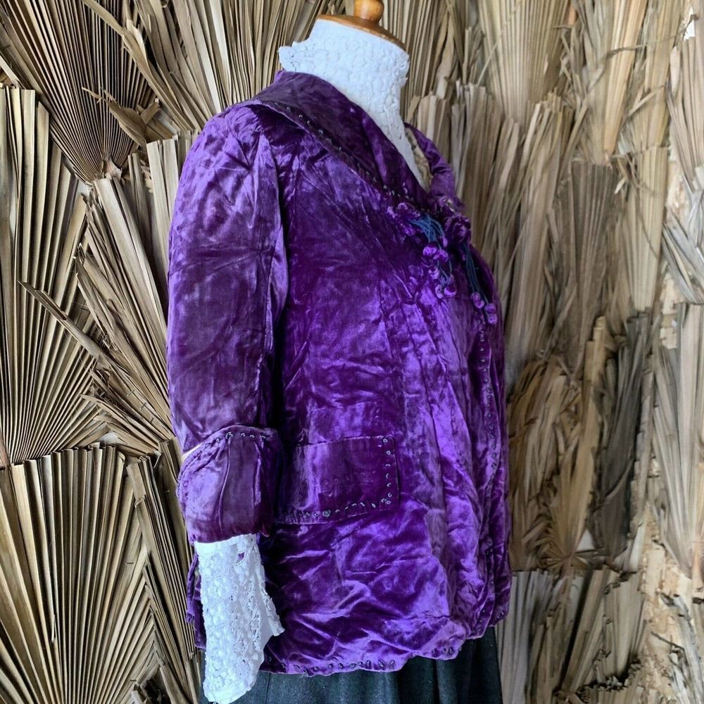 Antique Edwardian Purple Velvet Cropped Jacket - Picture 8 of 10